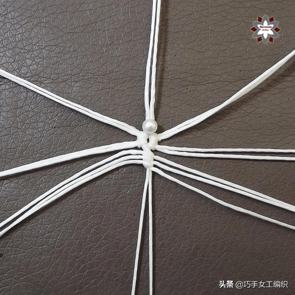 用繩子就能編出漂亮的雪花，超詳細的教程，一步一步教你編
