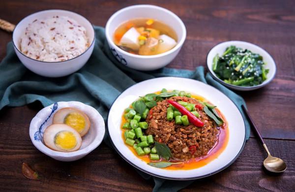 如何保持體重不反彈？減脂期間養成良好的飲食習慣，生活習慣