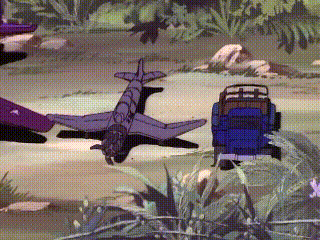 太詭異！美軍黑鷹直升機高速飛過，駕駛艙空無一人，變形金剛嗎？