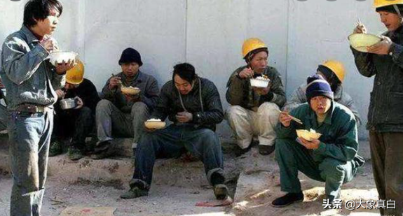 日本最繁華的街,藏著最大的貧民窟!看看日本社會底層生活的地方 日本最繁華的街,藏著最大的貧民窟!看看日本社會底層生活的地方