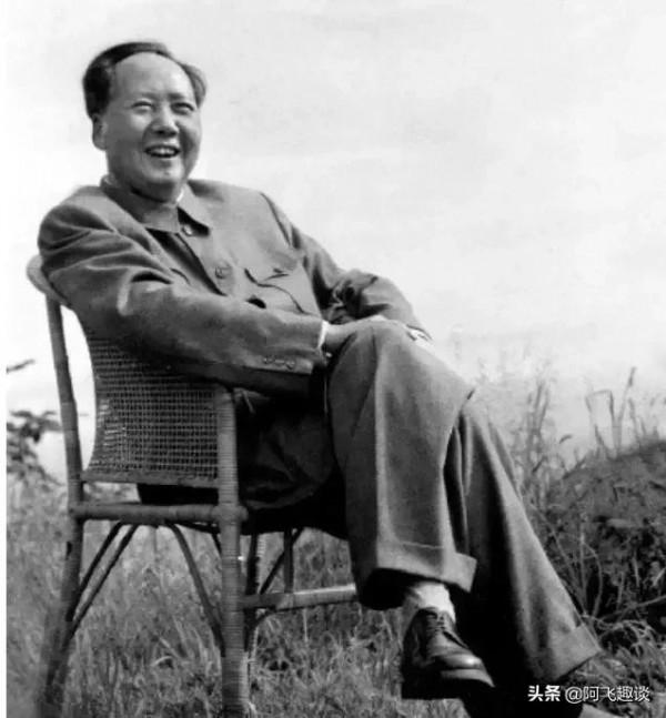 1976年，新中國大難之年，也是轉折騰飛的起點之年，大國即將崛起