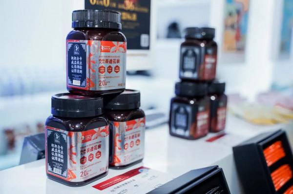 聚焦進博會|地球第三極亮相進博會,西藏非遺再受世界矚目 聚焦進博會|地球第三極亮相進博會,西藏非遺再受世界矚目