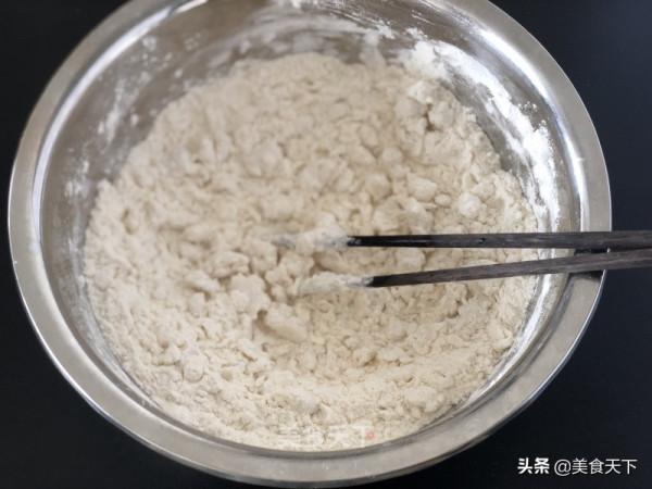 這樣的餡餅你喜歡嗎?皮薄餡多,用料十足!一口下去滿嘴留香 這樣的餡餅你喜歡嗎?皮薄餡多,用料十足!一口下去滿嘴留香