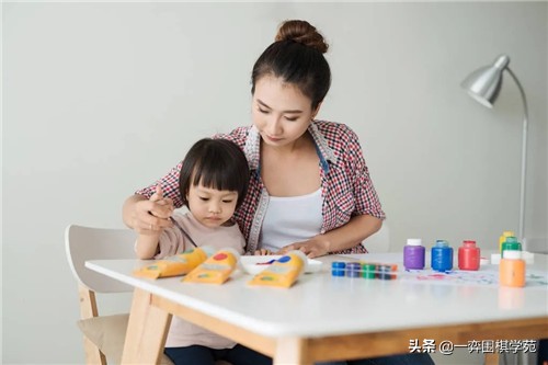 送給家長:別在孩子該立規矩的年紀,放任“天性” 送給家長:別在孩子該立規矩的年紀,放任“天性”