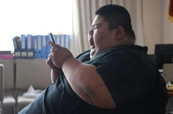 “山東第一胖”重668斤,為愛一年減重400斤,如今愛情事業雙豐收 “山東第一胖”重668斤,為愛一年減重400斤,如今愛情事業雙豐收