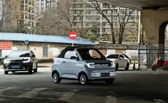 外觀拉風，Q萌敞篷設計，五菱宏光MINIEV敞篷版路試圖曝光