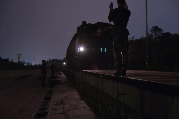 戰鬥，在凌晨打響……