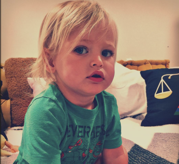 好萊塢明星的孩子長啥樣？奧黛麗·赫本的孫女長得太像奶奶