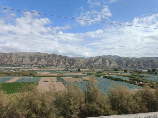 沿途的風景，壯闊的讓我不想走