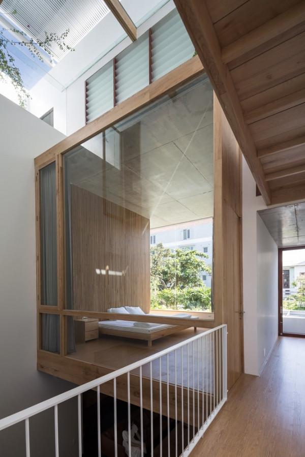 277㎡越南住宅：公共空間為核心，自由地穿插泳池、樹木和花園