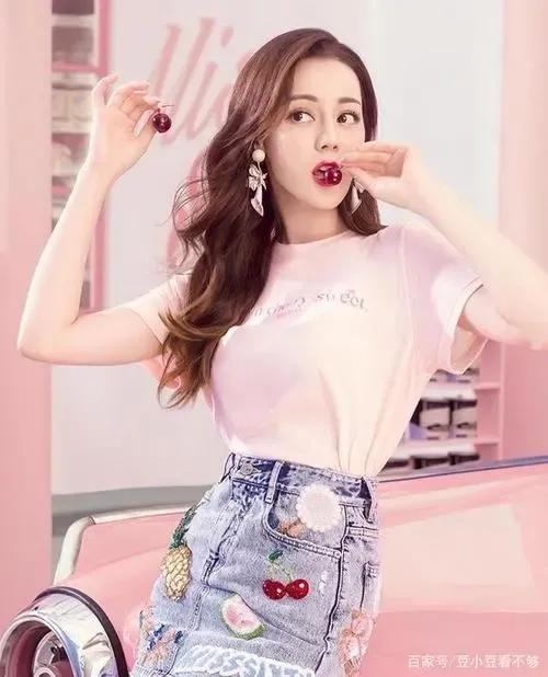 迪麗熱巴 多少男生心目中的女神 迪麗熱巴 多少男生心目中的女神