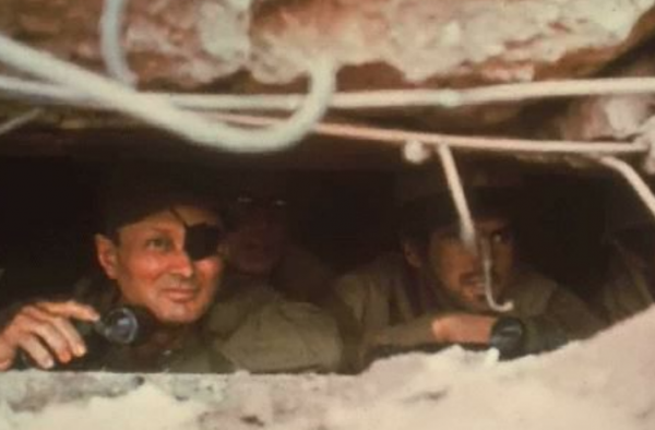 獨眼少將摩西達揚：34歲當將軍，美蘇都佩服，卻差點讓以色列亡國