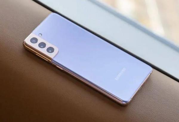 當下天花板級別的4款直屏手機，體驗同價位領跑，閉眼買也不會錯