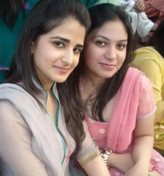 中國小夥娶巴基斯坦富商女兒，談婚論嫁時，岳父直接送一條商業街