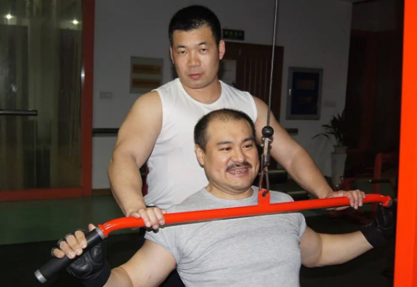 康凱：氣質限制了戲路，一個把自己演到無戲可演的演員