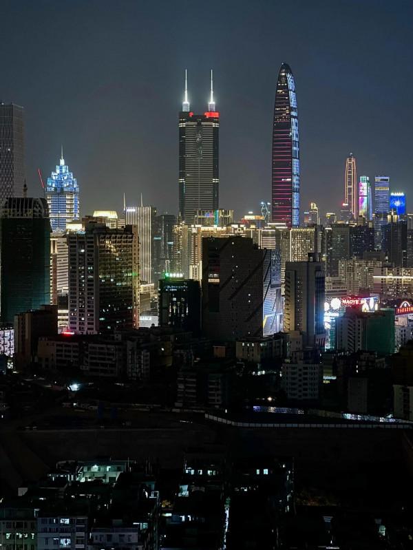 iPhone13 pro max分享幾張夜景和長焦