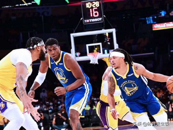 99-111！湖人爆冷遭逆轉，詹姆斯戴維斯合砍37分，威少10+10+6