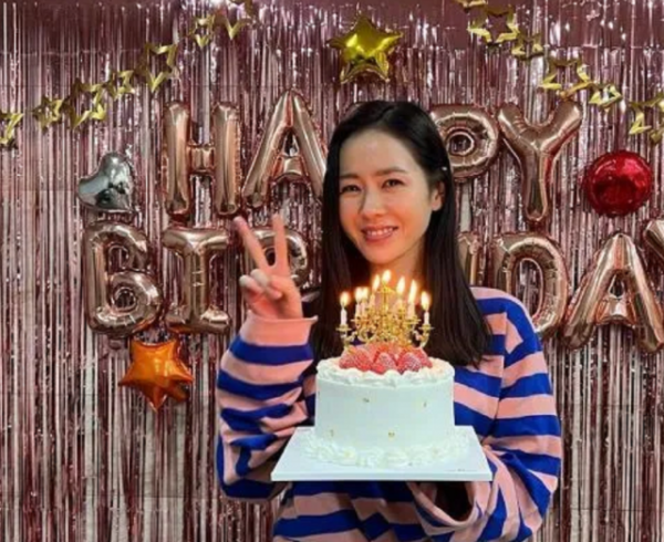孫藝珍還顯老？40歲生日照狀態美呆了，穿粉色素顏都是“少女臉”