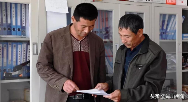 東辛莊子村:“錢袋子”長在樹上! 東辛莊子村:“錢袋子”長在樹上!