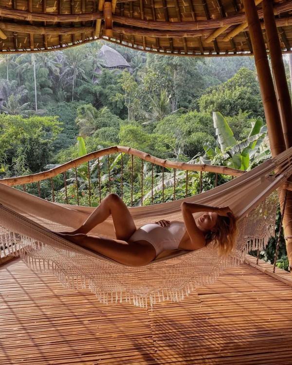 懷孕後浮腫發福的她們，怎麼反而更美了？