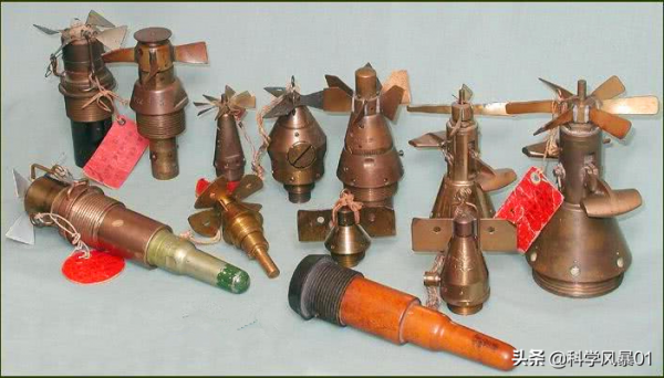 炸彈上高速旋轉的“螺旋槳”，讓彈體砸進艦體內部再炸，威力倍增