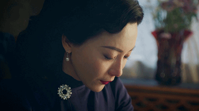 單日票房冠軍!44歲陳數“毀臉式”演技出圈,這個女人有多狠? 單日票房冠軍!44歲陳數“毀臉式”演技出圈,這個女人有多狠?