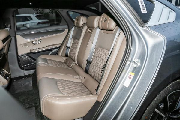 車長近5米,3.9秒破百,續航550公里,這臺比亞迪漢真了不起 車長近5米,3.9秒破百,續航550公里,這臺比亞迪漢真了不起