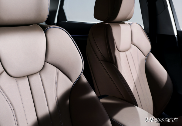 售39.68萬起 增RS燃速版本/配專屬車漆 2022款奧迪Q5L上市 售39.68萬起 增RS燃速版本/配專屬車漆 2022款奧迪Q5L上市