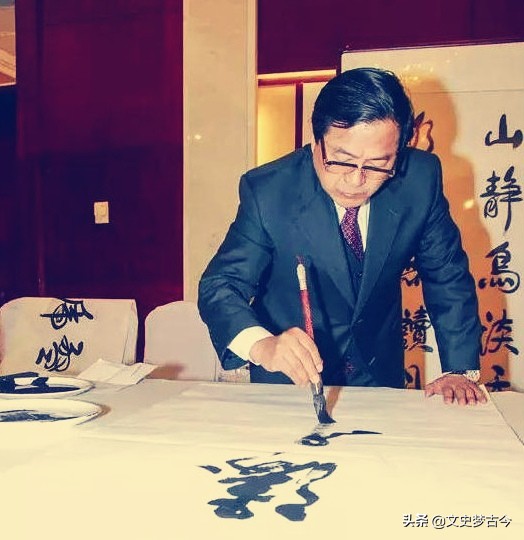 1999年，武警部隊換將，誰來接替楊國屏？中央軍委點將吳雙戰