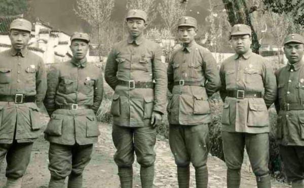 從1949開始，十年內，我軍總參謀長一職換了5個人，為何如此頻繁