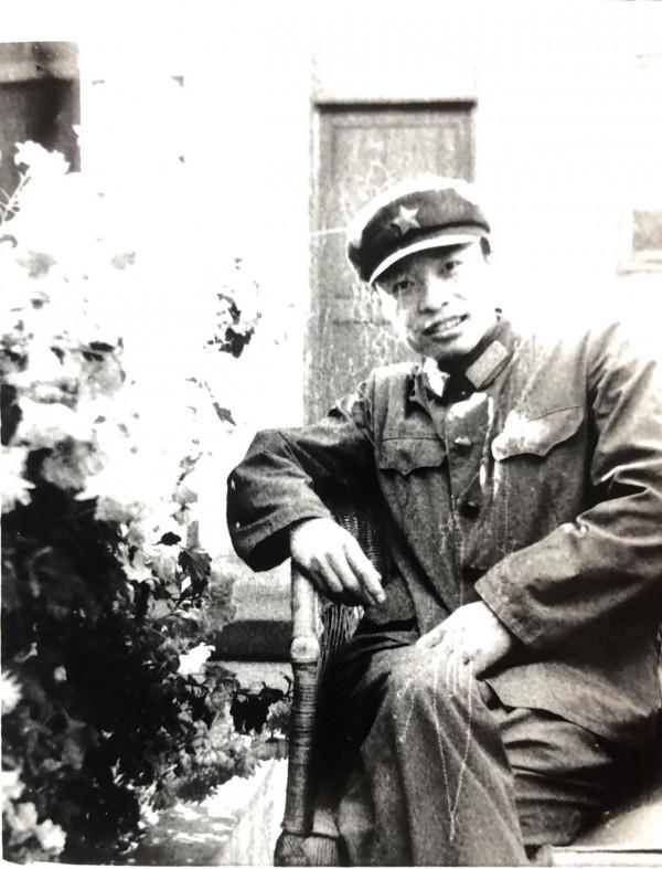 軍校畢業不到20歲，分配到馬邊人武部，這裡是夢開始的地方