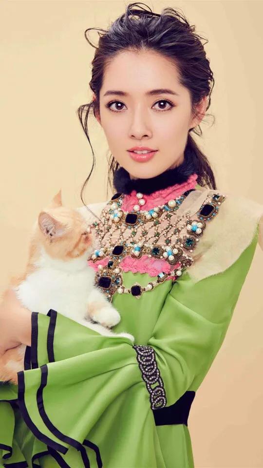 郭碧婷VS奚夢瑤美照:同為豪門貴婦,你更加喜歡誰呢? 郭碧婷VS奚夢瑤美照:同為豪門貴婦,你更加喜歡誰呢?