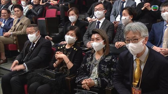 深扒TVB山頭文化：東邪曾勵珍西毒樂易玲，南帝梁家樹北丐餘詠珊