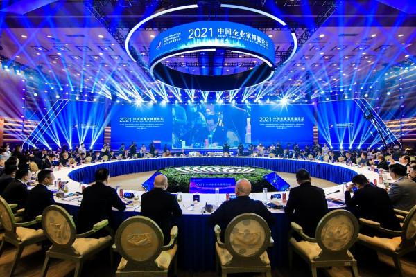 高合丁磊的大局觀,為年輕人才提供能盡情展現抱負的平臺 高合丁磊的大局觀,為年輕人才提供能盡情展現抱負的平臺