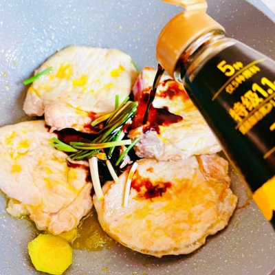 #名廚汁味，圓中秋美味#紅汁釀大排