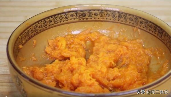 南瓜學會這樣做太香了，給肉都不換，外酥裡糯，出鍋孩子搶著吃