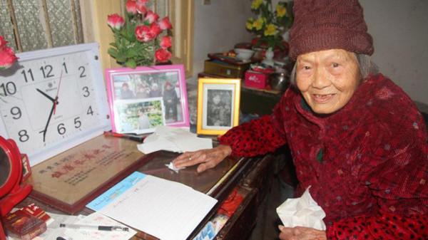 2015年，湖南109歲抗戰女兵提出一個心願，政府得知後：立即安排