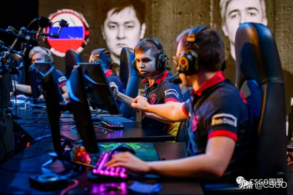 「V4未來電競節」紅星再添一冠