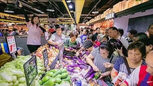 幾個月時間，多位網際網路巨頭下場&OpenCurlyDoubleQuote;賣菜&rdquo;，真有利可圖？