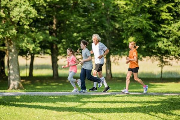 調查11萬人,哈佛研究:50歲後堅持5個習慣,或能延長健康壽命 調查11萬人,哈佛研究:50歲後堅持5個習慣,或能延長健康壽命