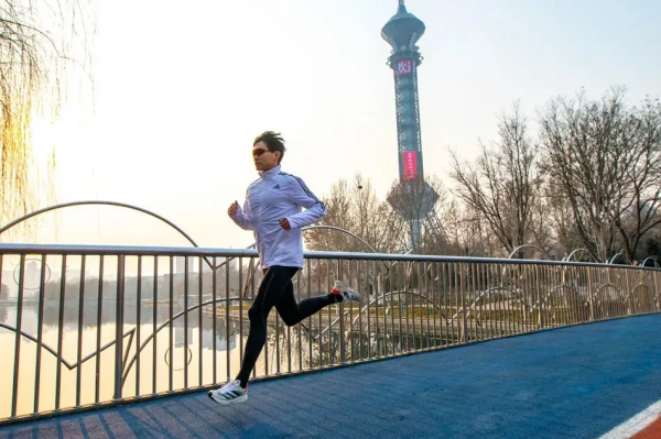 集齊ADIOS PRO 2、PRIME X和BOSTON 10後，我就能不斷挑戰速度極限