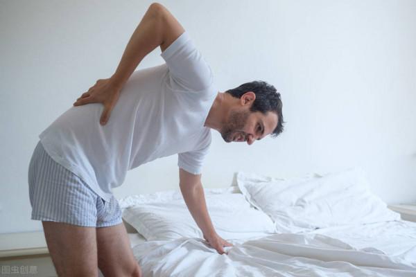 夜尿多，就是腎不好嗎？提醒：晚上起夜超過2次，跟這4種病有關係