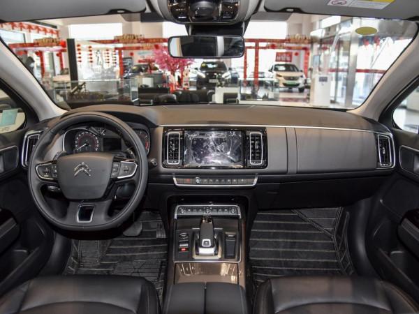 92號汽油,211馬力,合資中型車便宜省油,實拍雪鐵龍C6 92號汽油,211馬力,合資中型車便宜省油,實拍雪鐵龍C6