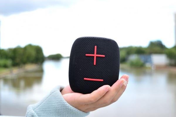 戶外只能聽風?還應該有旋律陪伴,SANAG M11戶外藍芽音箱 戶外只能聽風?還應該有旋律陪伴,SANAG M11戶外藍芽音箱