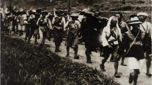 紅軍長征,陳毅留下打游擊,被困山洞20天,多虧一女子相救才脫險 紅軍長征,陳毅留下打游擊,被困山洞20天,多虧一女子相救才脫險