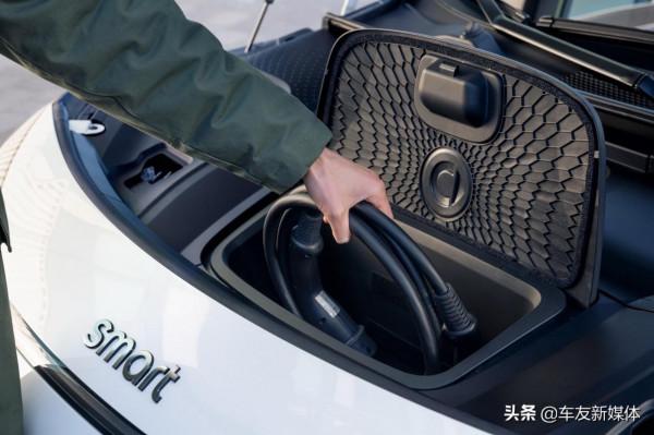 續航440公里,內飾堪比E級,Smart首款純電車型官圖釋出 續航440公里,內飾堪比E級,Smart首款純電車型官圖釋出