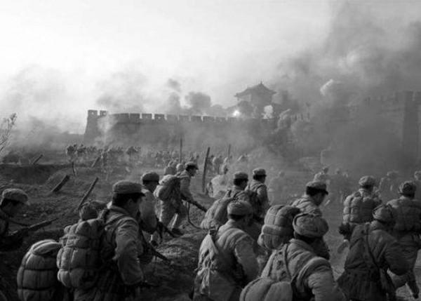 李仙洲被俘後，大惑不解，反覆追問陳毅：粟裕為何料定我必走萊蕪