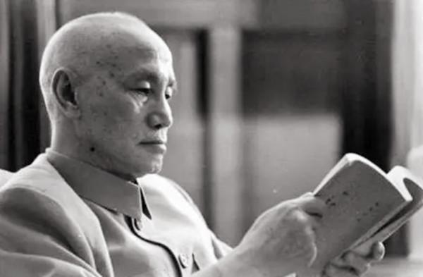 解放戰爭:國軍為什麼會有“整編師”這種單位?跟普通師有何區別 解放戰爭:國軍為什麼會有“整編師”這種單位?跟普通師有何區別