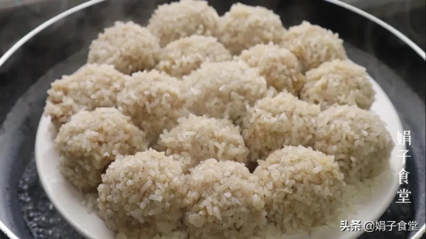 蘿蔔不要再燉湯了,試試這種新做法,軟糯鮮香,上桌一大盤不夠吃 蘿蔔不要再燉湯了,試試這種新做法,軟糯鮮香,上桌一大盤不夠吃