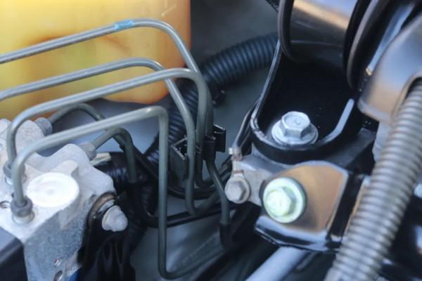 「情懷玩車」翻新復活2002年的豐田佳美，絕代神車，氣質非凡